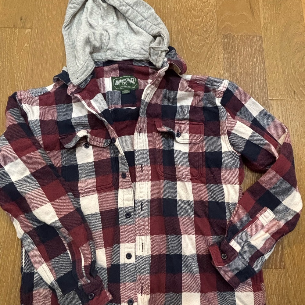 American Eagle Outfitters Checkered Hooded Shirt